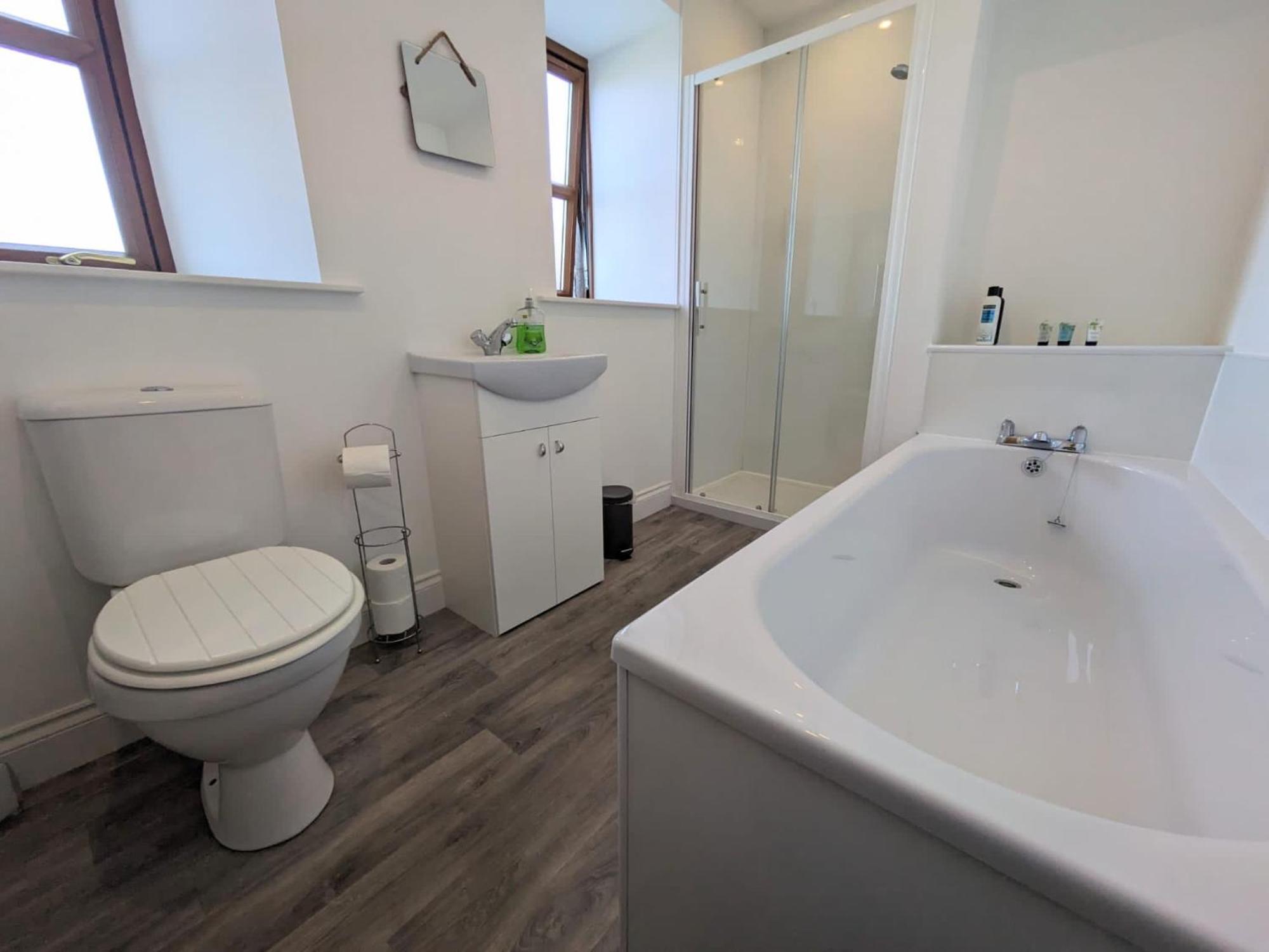 2 Bedroom Townhouse With Seaview On The Nc500 Wick Wick  Exteriör bild
